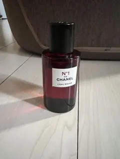 CHANEL N°1 L'EAU ROUGE ボディミスト