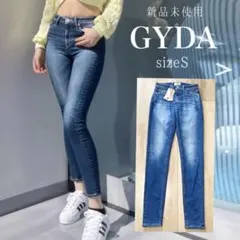 新品未使用 GYDA ミドルウエストSHAPELYスキニーデニムパンツのサムネイル