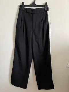 Discoat タックラインサイドパンツ ブラック