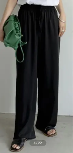 Re:EDIT ワイドパンツ ブラックSC 未使用品のサムネイル