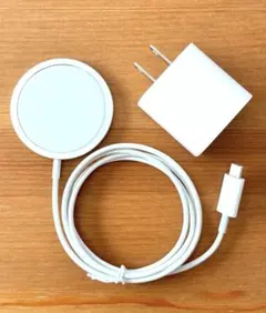 【Apple】 MagSafe充電器・USB-C電源アダプタ
