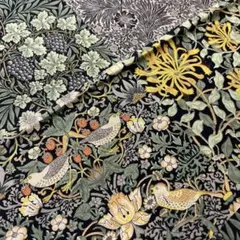 ★週末限定価格★大人気　ウィリアムモリス　花柄と鳥のプリント生地