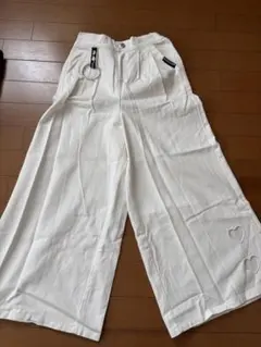 RICCA.RICCA ホワイト ワイドパンツ ハート刺繍