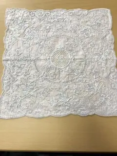 スワトウ刺繍　ハンカチ