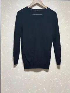 COMME CA ISM 黒Vネックニット