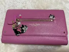 サマンサタバサ フィガロ ミニー　チャーム　長財布 ピンク　ディズニー