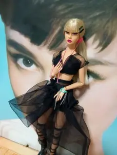 Item thumbnail for item 3dbd9df0-3810-443d-80df-2110e3931c8d