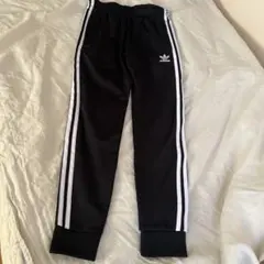 adidas トレフォイル ジョガーパンツ ブラック