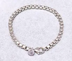 Item thumbnail for item 2e234823-7e3f-46c2-b540-2763d42511f4