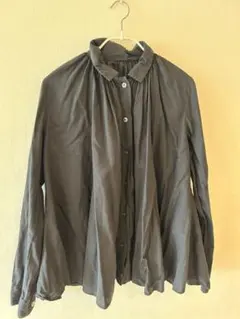 Audrey and John Wadオードリー&ジョンワッドＡライン黒ブラウス