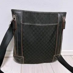 《超美品》CELINE(セリーヌ)ショルダーバッグ マカダム柄