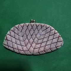 ビーズ製葉っぱ型コインケース