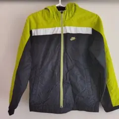Nike フード付きジャケット 黒/黄緑
