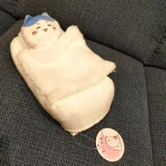 ちいかわ　おふとんぬいぐるみティッシュケース　ハチワレ