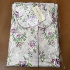 新品未使用ローラアシュレイ 綿100%長袖パジャマ Mサイズ