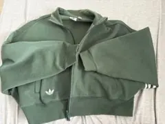 adidas パーカー