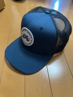 新品同様 ナイキSB トラッカー メッシュ キャップ ブルー　NIKE SB