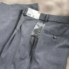 UNIQLO☆タックワイドパンツ☆新品