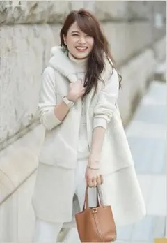 2025年最新】Lisa Conte ムートンコートの人気アイテム - メルカリ