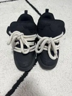 ZARA/ブラックスニーカー メッシュ/合成皮革