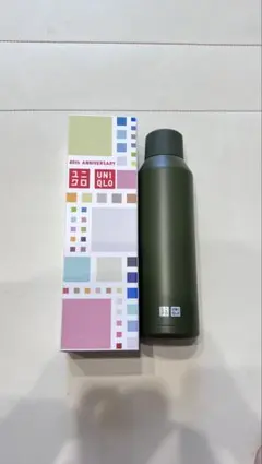 UNIQLO 40周年記念 水筒 オリーブグリーン 約500ml
