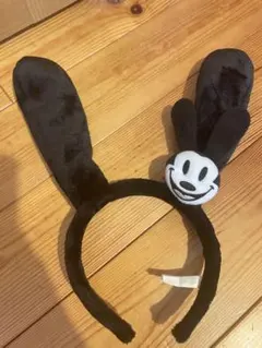 オズワルド耳付きカチューシャ