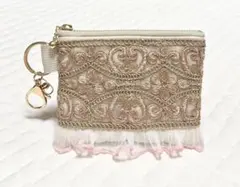 Item thumbnail for item 77f4032a-cb0a-4f57-9c8e-81fb5b878517