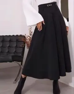 ブラック フレアスカート ベルト付き　服