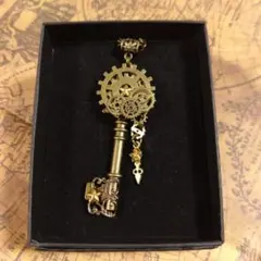 【魔法雑貨】トライスターの魔法鍵A【送料込み/スチームパンク/ネックレス】