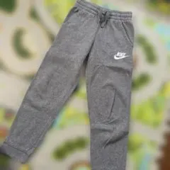 Nike グレー パンツ