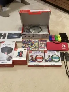 Nintendo Switch 本体 + Joy-Con + カセット＋アクセ