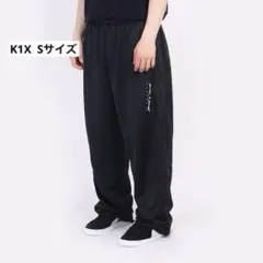 K1X ブラックジョガーパンツ サイドスナップボタン付き
