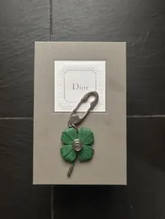 dior ジョナサン クローバー チャーム レザー ディオール ブローチ