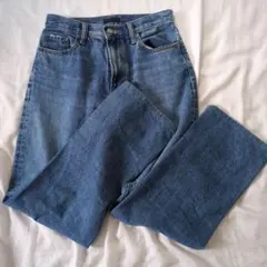 UNIQLO ストレートデニム ライトブルー