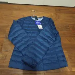 新品　タグ付き　ユニクロ　キッズアウター サイズ140