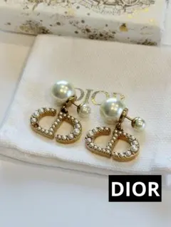 2026年最新】Dior ピアス キャッチの人気アイテム - メルカリ