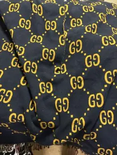 GUCCI リバーシブル ポンチョGG柄 チェック柄のサムネイル