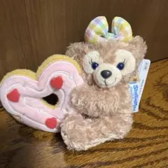 ダッフィー&フレンズ　フィルドウィズジョイ シェリーメイ　ぬいぐるみバッジ