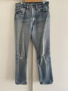 Levi's ライトブルーストレートデニム