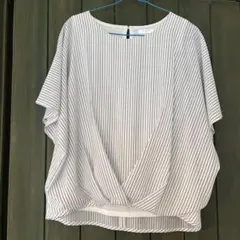 GLACIER ストライプ ドレープ半袖ブラウス Mサイズ　ハニーズ