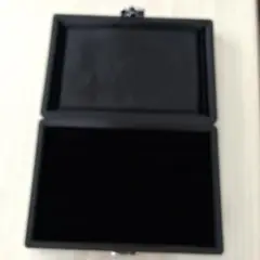 黒のアクセサリーケース　リング用
