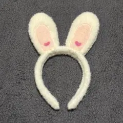 【うさ耳カチューシャ】