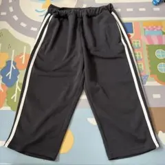 黒 サイドストライプ ハーフパンツ