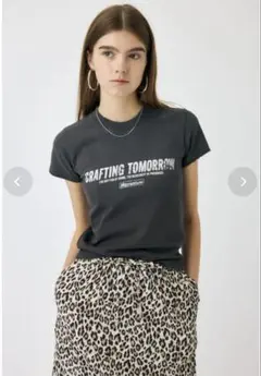 MOUSSY ダメージ加工 ブラックTシャツのサムネイル
