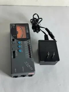 ギター＆ベース用　チューナー　BOSS TU-8 アナログのサムネイル