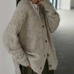 最終値下げ　試着のみ　タグ付き　ハグユーシャギー ニットカーディガン