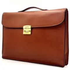 美品✨ヴァレクストラ ブリーフケース ビジネスバッグ A4可 レザー ボルドー 美品✨ヴァレクストラ ブリーフケース ビジネスバッグ A4可 レザー