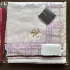 Burberry　 タオルハンカチ　パープル　新品未使用品　タグ付き