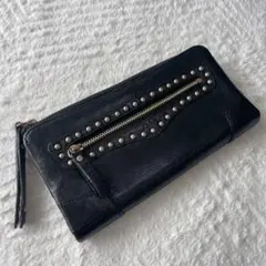 Dakota ダコタ　二つ折り長財布　薄手　レザー　スタッズ　ブラックのサムネイル