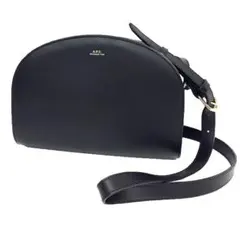 A.P.C. ハーフムーン ショルダーバッグ ブラック レザー aq11738